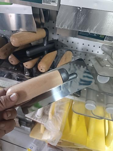 шпакловка апарат: Гладилка/кельма для отделочных работ - Назначение: нанесение и — 1