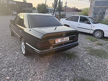 x class: Mercedes-Benz W124: 1989 г., 2.3 л, Автомат, Бензин, Седан — 4