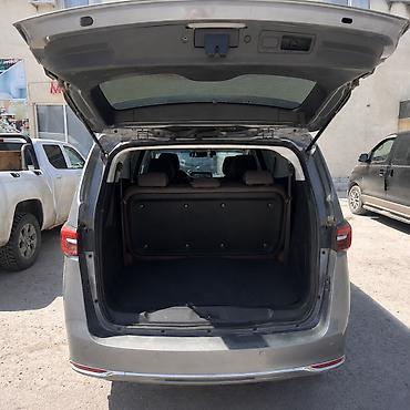 byd u8: Buick GL8: 2021 г., Автомат, Бензин, Минивэн — 3