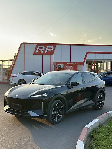 7 местка: Changan : 2024 г., 1.5 л, Автомат, Электромобиль, Кроссовер — 4