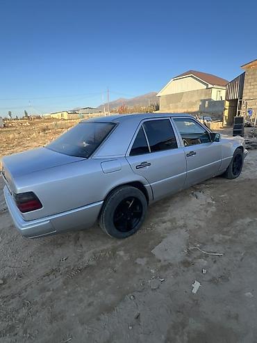 куплю яву мотоцыкыл: Mercedes-Benz W124: 1994 г., 3 л, Механика, Дизель, Седан — 4