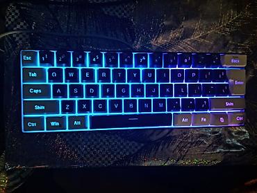 iphome 13 pro max: RGB işıqlı kompakt klaviatura (60% layout) - Ölçü: 60% kompakt dizayn — 1