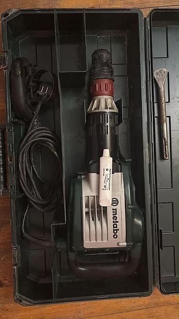 Metabo peforator (böyük ölçü) satılır. Güclü elektrikli qırıcı/deşici