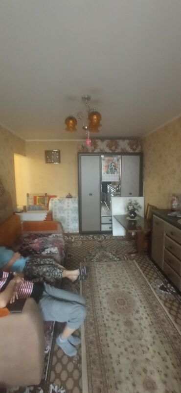 105 серия квартиры планировка: 1 комната, 37 м², 104 серия, 2 этаж, Косметический ремонт