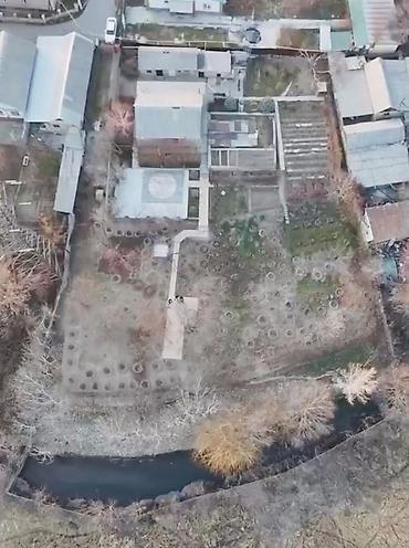 Продажа коттеджей и домов: 🔥 Отличный дом + фундамент под 2 дом + большой участок! Рядом с — 21