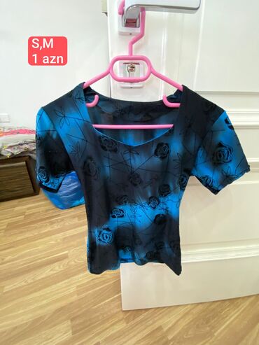 Futbolka və maykalar: Qadın köynək/top dəsti 1) Zara lilac rəngli qısa top - V şəkilli — 23