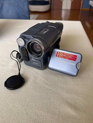 Sony Handycam CCD-TRV228E (Hi8, PAL) – TAM KOMPLEKT Satılır Sony