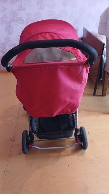 uşaq yeməyi: Klassik gəzinti arabası, Mothercare, İşlənmiş, Cins: Oğlan, Yaş: 30 ay, Pulsuz çatdırılma
