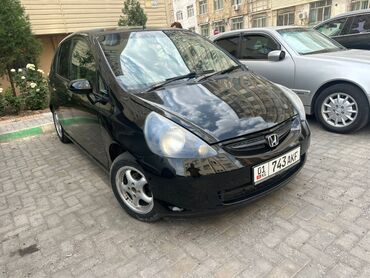 сиденья для фит: Honda Fit: 2002 г., 1.3 л, Вариатор, Бензин