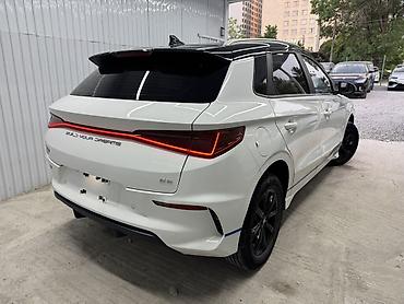 BYD: BYD E2: 2021 г., Электромобиль, Хэтчбэк — 3
