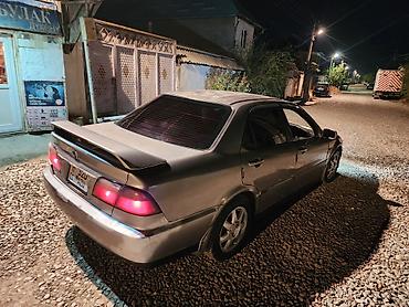 Honda Accord: 2002 г., 1.8 л, Автомат, Бензин, Седан