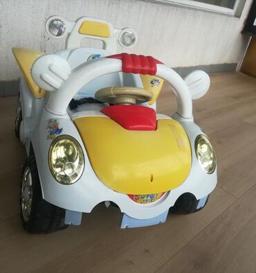 Dečiji električni automobili: Auto radi na akumulator Vožen prošle godine, kupljen nov akumulator — 4