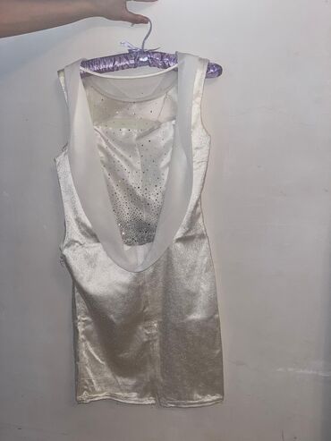 Kokteyl donlar: Qadın paltarları – 3 model dəst 1) Qara məxmər mini don - Uzunqol — 2