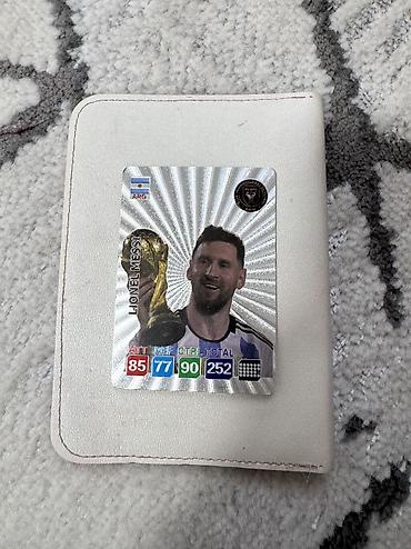 коллекционные: Коллекционная карточка Lionel Messi (Аргентина) с голографическим — 1