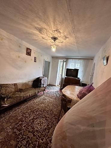 3 мкр: 2 комнаты, 57 м², 4 этаж, Старый ремонт — 2