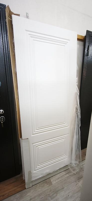 Ağ rəngli daxili qapı paneli - Klassik relyefli dizayn: yuxarı və lalafo.az -da Ağ rəngli daxili qapı paneli - Klassik relyefli dizayn: yuxarı və