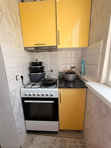 silver kitchen: Кухонный гарнитур с глянцевыми фасадами - Цвет фасадов: ярко‑желтый — 1