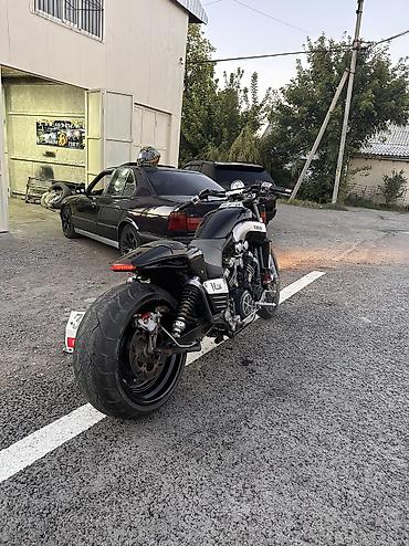 Унаа: Yamaha V-MAX 1200 Легенда драг рейсинга накажет многие спорты На злом — 2