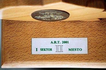 Značke, ordenje i medalje: RIBA, drveni trofej. Drveni trofej u obliku ribe sa takmičenja na Tisi — 5