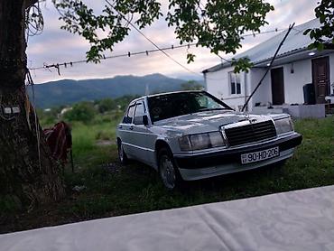 maşin satisi: Mercedes-Benz 190 (W201) sedan – ağ rəng - Kuzov: 4 qapılı sedan — 9