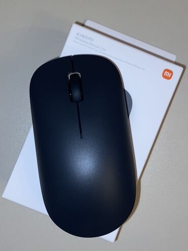 Mauslar: Xiaomi wireless mouse lite. Yenidir sadəcə şəkli çəkilmək üçün