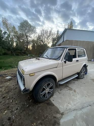 мтз 122: ВАЗ (ЛАДА) 2121 (4x4): 1997 г., 1.6 л, Механика, Бензин, Внедорожник — 2