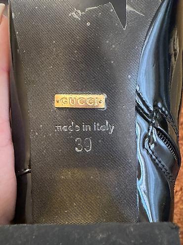 botinkalar 39: Qadın üçün qara laklı botlar gucci Madein italy 39 razmer veziyeti — 3