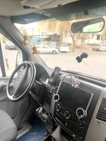 Mercedes-Benz: Salam Sprinter Əla vəziyyətdədir Android manitoru var 2.2TwinTurbodur -da lalafo.az — 8 Mercedes-Benz: Salam Sprinter Əla vəziyyətdədir Android manitoru var 2.2TwinTurbodur — 8