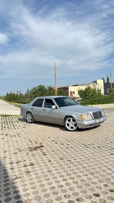 старые автомобили: Mercedes-Benz W124: 1994 г., 2.2 л, Автомат, Бензин