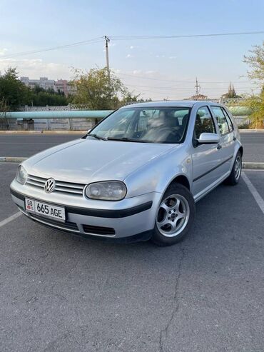 машына голф: Volkswagen Golf: 2003 г., 2 л, Автомат, Бензин, Хэтчбэк