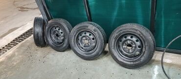 13 diski teker: Bu dəstə dörd ədəd 185/70R14 ölçülü avtomobil şini və disk daxildir