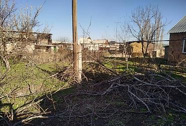 Продажа коттеджей и домов: 📍с.Маевка 🔘4-комнаты 🔘49,5м² Продаю четырехкомнатный дом. В селе — 17