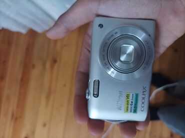 baku electronics sok ceken: Nikon Coolpix kamera, 8x Optik Zum: 8x Easy Auto: Bəli VR (Titrəmə
