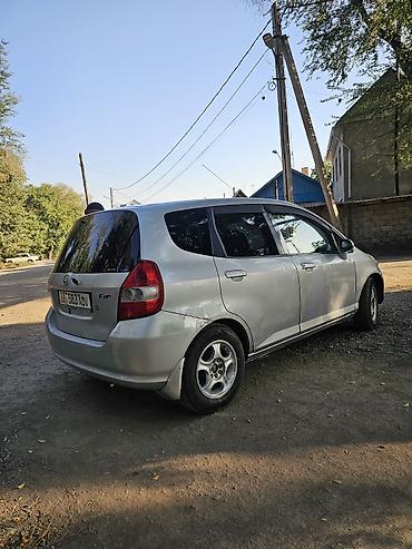 mini jack: Honda Fit: 2002 г., 1.3 л, Бензин, Хэтчбэк — 9