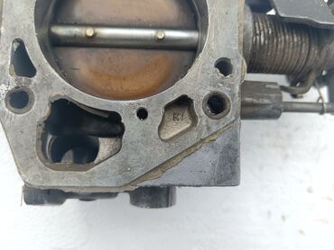 Дроссельные заслонки: Дроссельная заслонка 2004 г., Б/у, Оригинал, Япония — 7