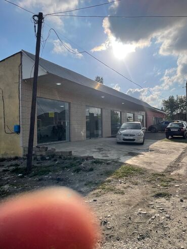 Mağazalar: Salam aleykum xacmaz niyazabad yolu pive zavodun yanı 200 kvadrat tam — 12