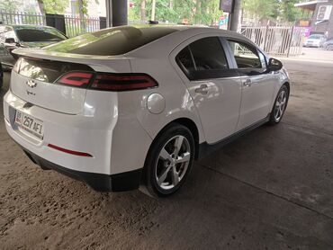 Chevrolet Volt: 2012 г., 1.4 л, Автомат, Электромобиль, Хэтчбэк