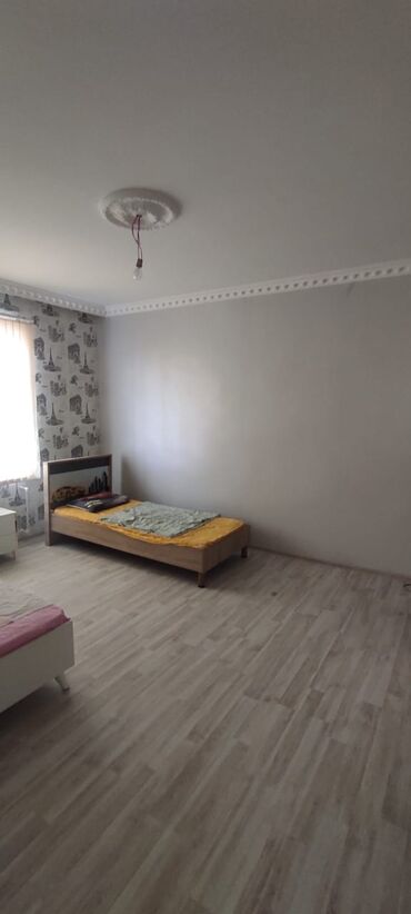 Həyət evləri və villaların satışı: Xəzər rayonu Buzovna qəsəbəsində ümumi sahəsi 9 sot kupçalı 3 otaqlı — 14