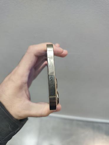 iphone 5se: Продаю 13 про Макс 256 87% батарея всё родное,на дисплее трещины — 3