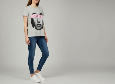 colin mcrae t shirty: Reserved, T-shirt damski, rozmiar L w lalafo.pl colin mcrae t shirty: Reserved, T-shirt damski, rozmiar L