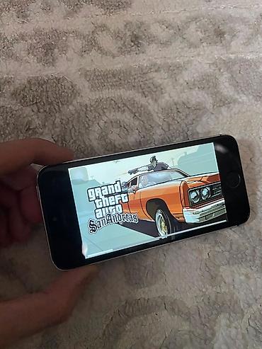 Apple iPhone: IPhone SE, 32 GB, Space Gray — 13