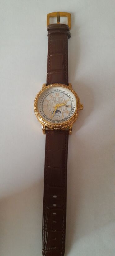 ботильоны без каблука: Bu saat Patek Phillipe brendinin Moon Tourblion modelinin lüks