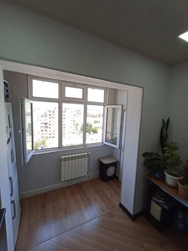 Köhnə tikili: Bakı, Yeni Günəşli Massiv V, 3 otaqlı, Köhnə tikili, 82 kv. m — 11