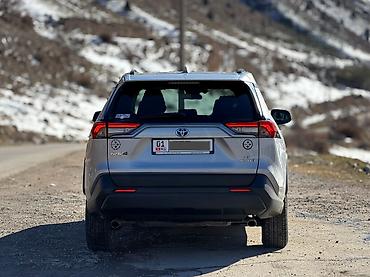 Toyota: Toyota RAV4: 2020 г., 2.5 л, Автомат, Гибрид, Внедорожник — 6