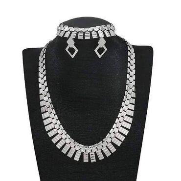 Setovi nakita: Set nakita 2000 — 2