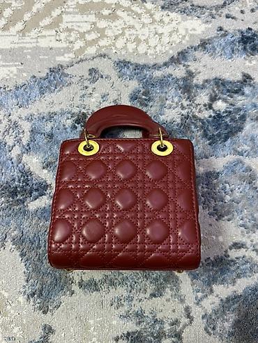 Классические сумки: ПРОДАЮТСЯ СУМКИ ОТ 299 сом 1) Jacquemus, белая: - Компактная — 11