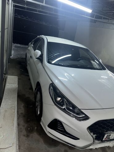 Hyundai: Hyundai Sonata: 2020 г., 2 л, Автомат, Газ, Седан — 2