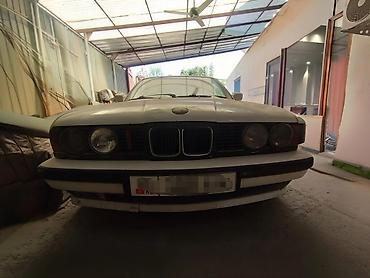 BMW: BMW 5 series: 1989 г., 2 л, Механика, Бензин, Седан — 4