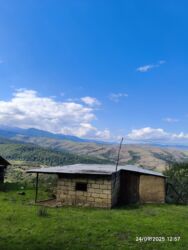 Həyət evləri və villaların satışı: Lerikin Noda kendinde. Heyet evi satilir. asfalta 2 degigelik yol — 8