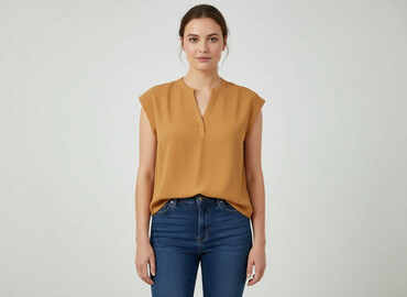 Women's Clothing: Women's blouse, size XL